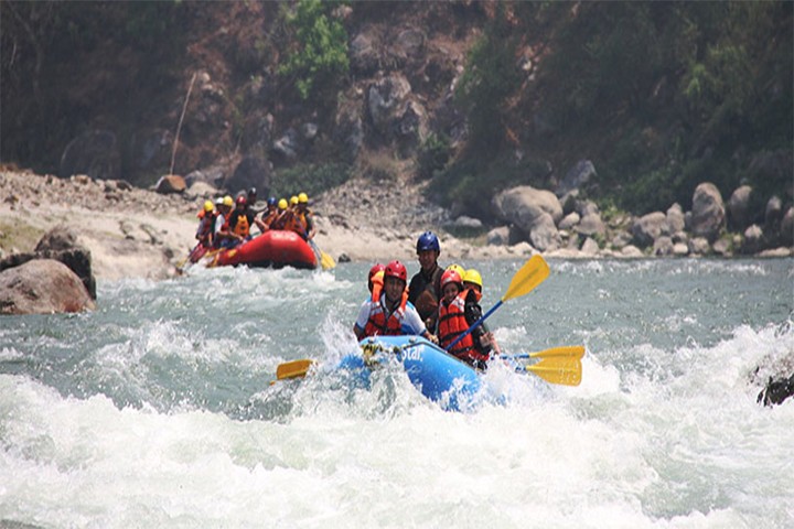rafting-over-trishuli-river1569904342.jpg